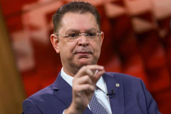Sóstenes Cavalcante ironiza pênalti perdido pelo Brasil: “Foi aos 13 minutos”