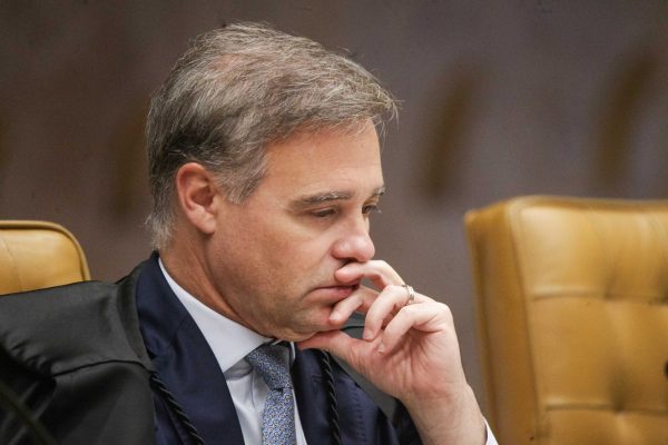 Advogados esperam que André Mendonça reavalie prisões após denúncias da PGR