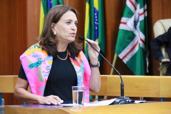Gracinha Caiado lidera corrida ao Senado em Goiás, Daniel Vilela à frente para governador