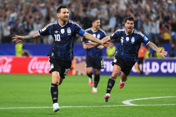 Argentina enfrenta Egito com Messi em busca do bicampeonato na Copa do Mundo