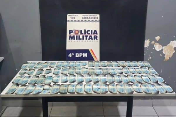 Incêndio em Várzea Grande destrói R$ 8 mil de idoso