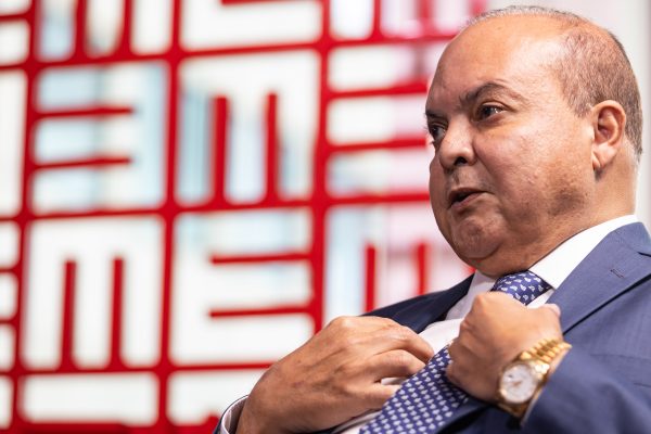 Desistência de Ibaneis Rocha surpreende liderança nacional do MDB