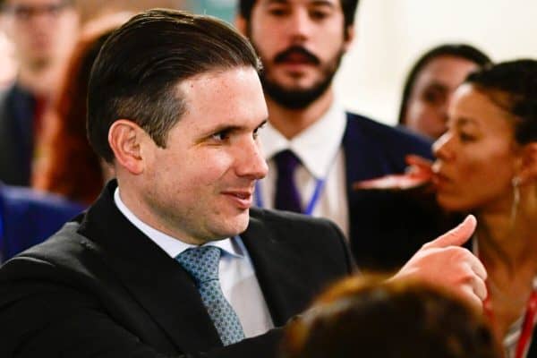 Hugo Motta critica decisão de Flávio Dino sobre emendas: “Intervenção indevida”