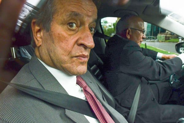 Valdemar admite indicar emendas a deputados e nega irregularidades