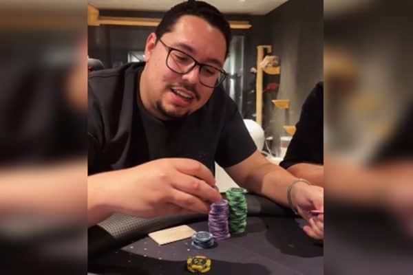 Clientes da Naskar se revoltam enquanto Douglas Silva de Oliveira joga poker