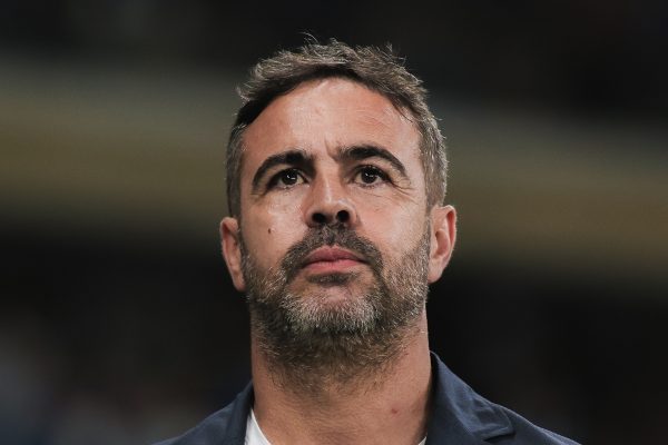 Artur Jorge destaca “eficácia” como fator decisivo na derrota do Cruzeiro