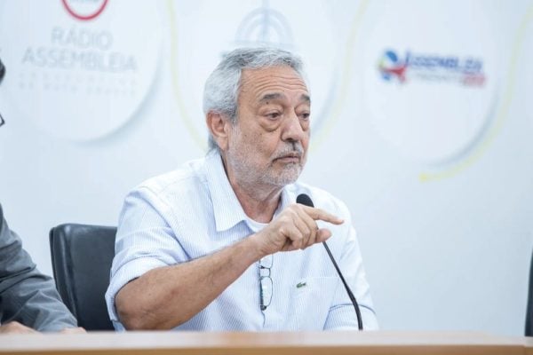 Secretário de Mato Grosso deixa sessão por nervosismo e teme infarto
