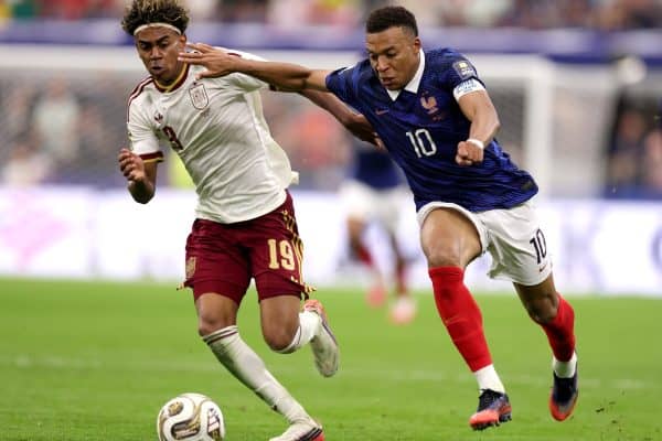 Mbappé expressa frustração com derrota para Espanha na semifinal da Copa