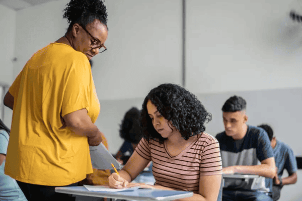 Fies oferece mais de 8 mil vagas em Minas Gerais para o segundo semestre; inscrições até 17 de julho