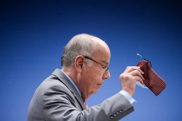 EUA impõe novo tarifaço para “compensar” derrota na Justiça, diz Vieira