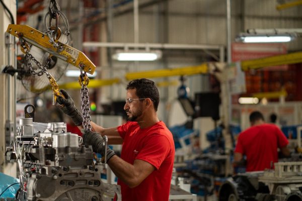 Tarifaço dos EUA mobiliza indústria brasileira contra nova sobretaxa
