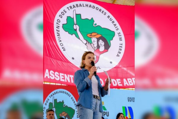 Lindbergh Farias destina emendas para cooperativas do MST no Paraná