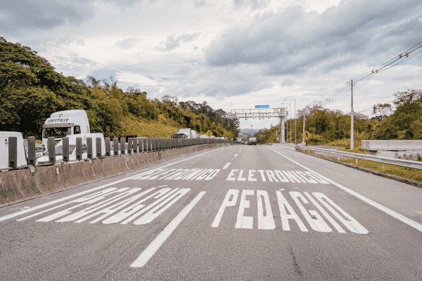 Pressão Popular Faz Free Flow Mudar de Local na Rodovia dos Imigrantes