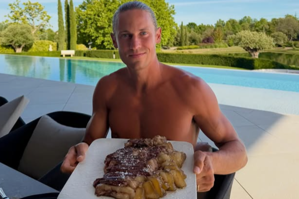 Marcos Llorente: Rotina Inusitada com Luz Vermelha e Dieta Paleo