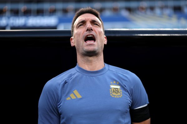 Lionel Scaloni pode igualar recorde histórico na final da Copa do Mundo