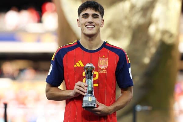 Pau Cubarsí é eleito o melhor jogador jovem da Copa do Mundo 2026