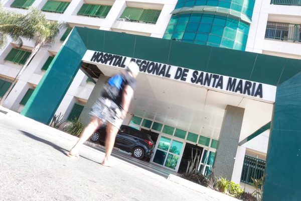 Servidores do Hospital de Santa Maria passam mal após tomarem café; suspeita de intoxicação