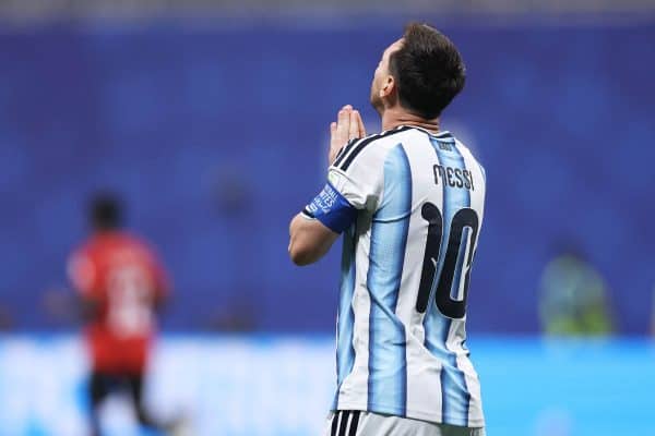 Rodri é eleito o melhor da Copa pela FIFA, mas IFFHS escolhe Messi