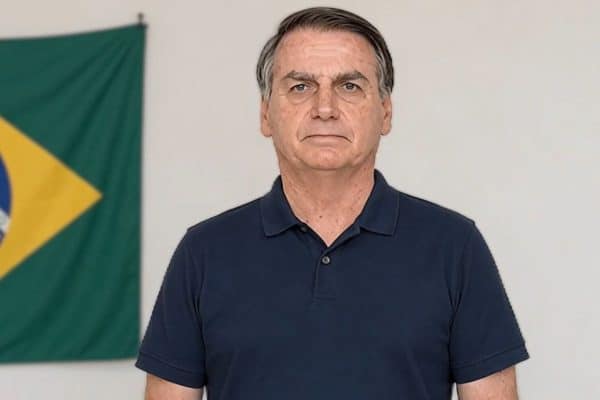 PT Aciona Moraes por Vídeo de IA de Bolsonaro em Evento do PL