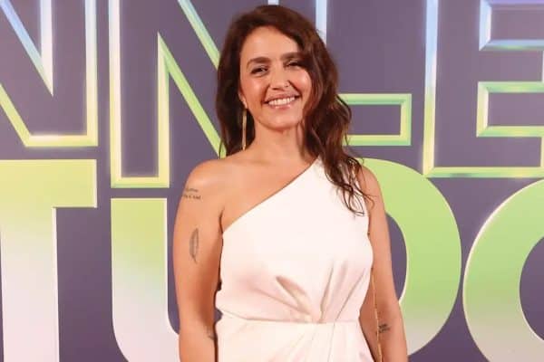 Manuela Dias explica por que Odete Roitman não morreu no remake de Vale Tudo