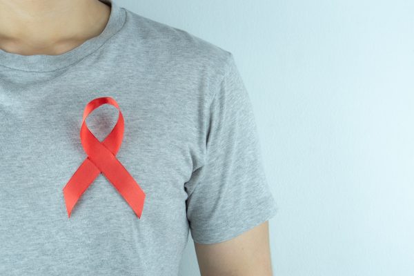 Relatório da Unaids alerta para possível retorno da epidemia global de AIDS
