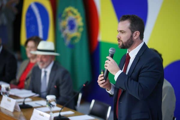 Governo Lula considera estender Desenrola 2.0 por mais 30 dias