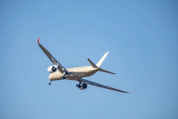 Avião da Airbus quebra recorde com voo direto de 24 horas entre Melbourne e Toulouse