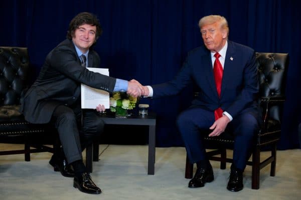 A falta de limites de Trump e Milei: um mundo sem freios