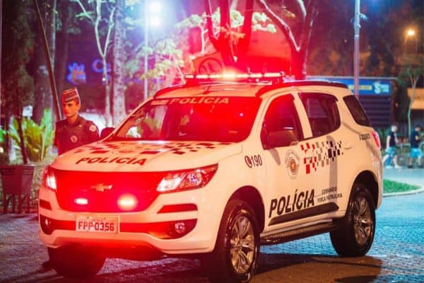 Homem é preso após esfaquear ex-cunhada em terminal no Espírito Santo