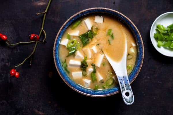 4 Alimentos Ricos em Proteína que Podem Substituir o Ovo na Dieta