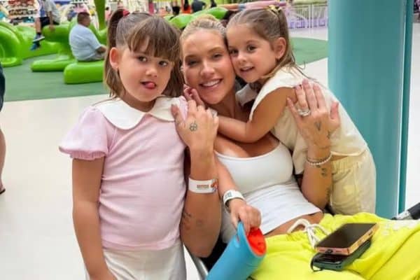 Virginia Fonseca fala sobre cirurgia bem-sucedida das filhas Maria Alice e Maria Flor