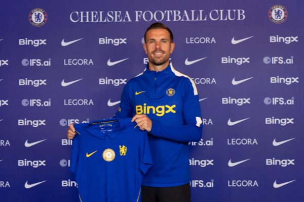 Chelsea confirma Jordan Henderson como reforço para a temporada 2026/27