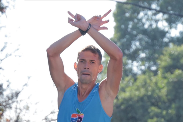 Atleta desclassificado na Corrida do Cruzeiro por gesto da Galoucura