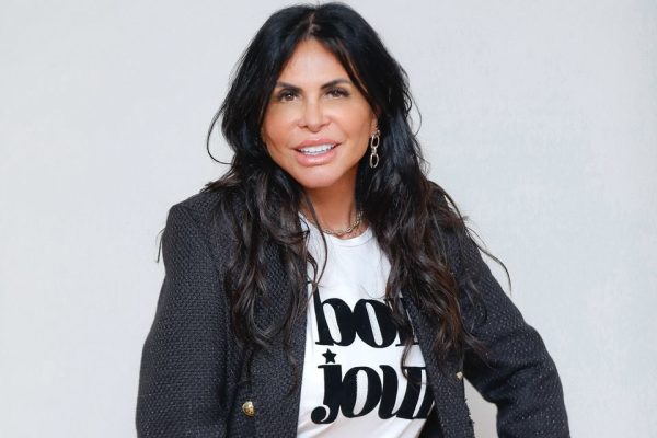 Gretchen escolhe técnica FUE para transplante capilar: entenda o procedimento