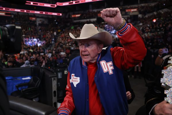 Dory Funk Jr., ícone do Hall da Fama da WWE, falece aos 85 anos