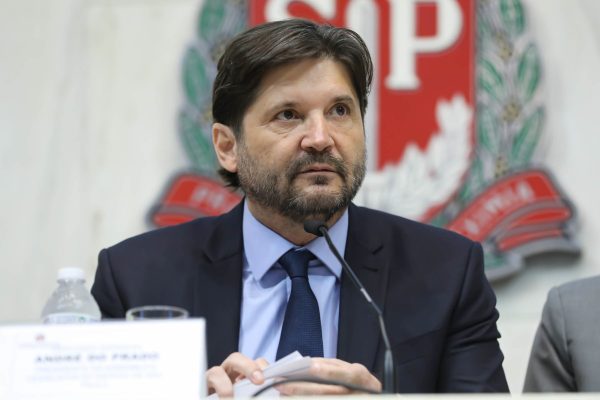 PL oficializa candidatura de André do Prado ao Senado por São Paulo em 2026