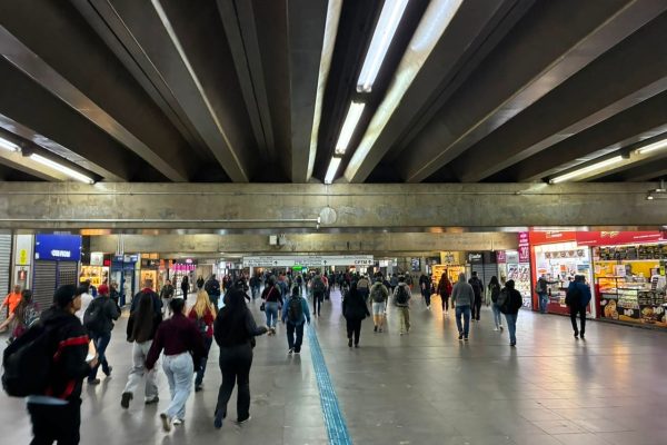 Greve dos Ferroviários Afeta Linhas da CPTM em São Paulo pelo Segundo Dia