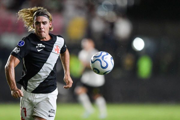 Hulk e Spinelli são as esperanças de gol para Fluminense x Vasco; confira as odds