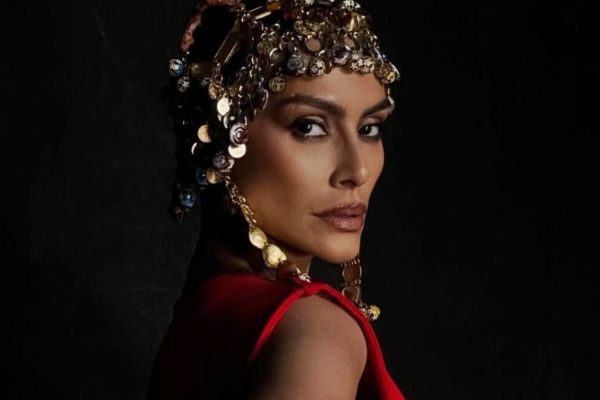 Cleo Pires desabafa sobre impacto de falar abertamente sobre sexualidade