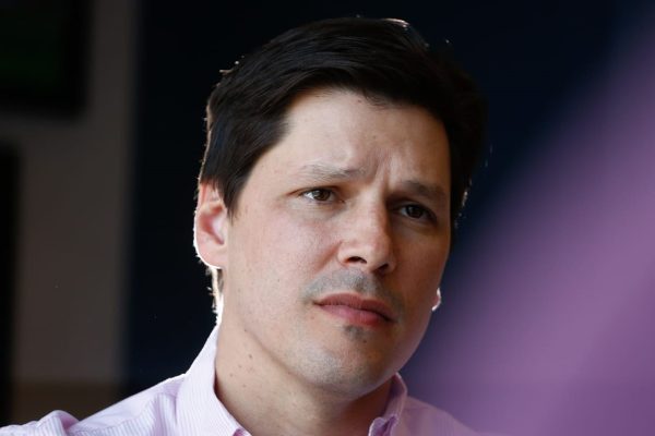 Daniel Vilela é confirmado para reeleição ao governo de Goiás com apoio massivo