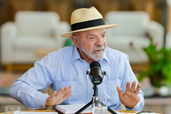 Lula declara que liberdade de expressão não deve ser confundida com violência