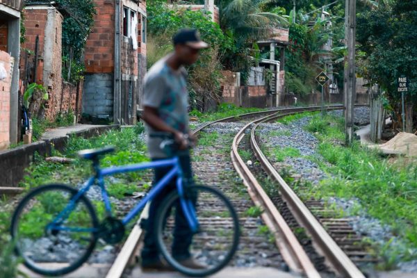 Tragédia nos Trilhos: Histórias de Acidentes Ferroviários no Brasil