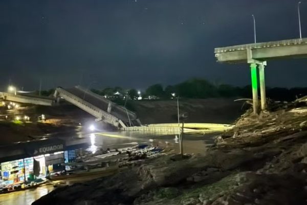 MPAC inicia investigação sobre queda da Ponte Frei Paolino Baldassari no Acre