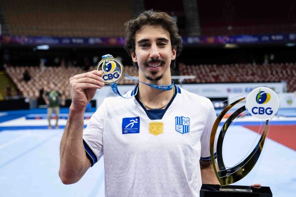 Vitaliy Guimarães celebra título no Brasileiro de Ginástica: “Inexplicável”