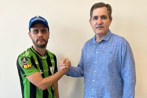 Alex Diniz pode assumir vaga no Senado se Cleitinho vencer em Minas Gerais