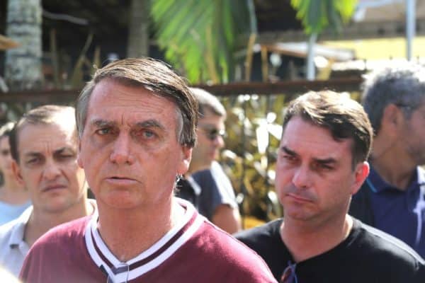 Flávio critica decisão de Moraes que impediu visita a Bolsonaro no Dia dos Pais