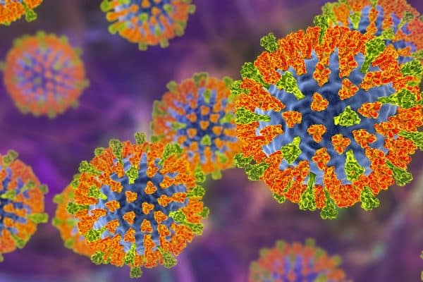 Baixa cobertura vacinal aumenta risco de novos surtos de sarampo no Brasil