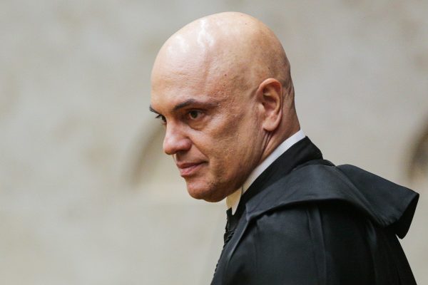 Marcelo Conde solicita a Fachin que Moraes não seja relator de seu caso