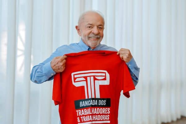 PT busca fortalecer “Bancada dos Trabalhadores” com apoio de Benedita e Talíria