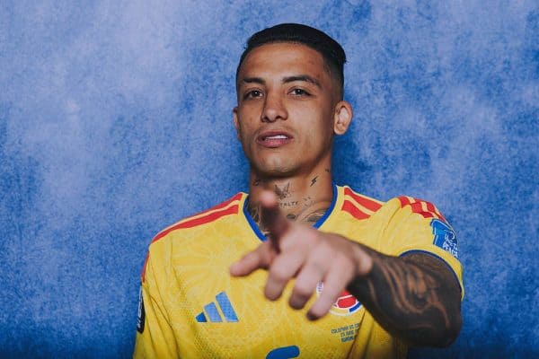 Atlético Mineiro firma pré-acordo com River Plate para contratação de Kevin Castaño